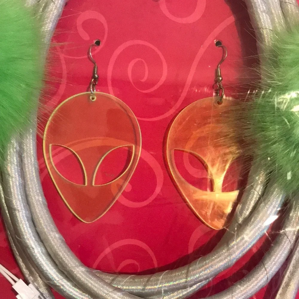 NIP Spirit Alien Accessories Kit